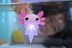 Animagic lets glo axolotl violetti