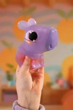 Animagic let´s glo capybara lila