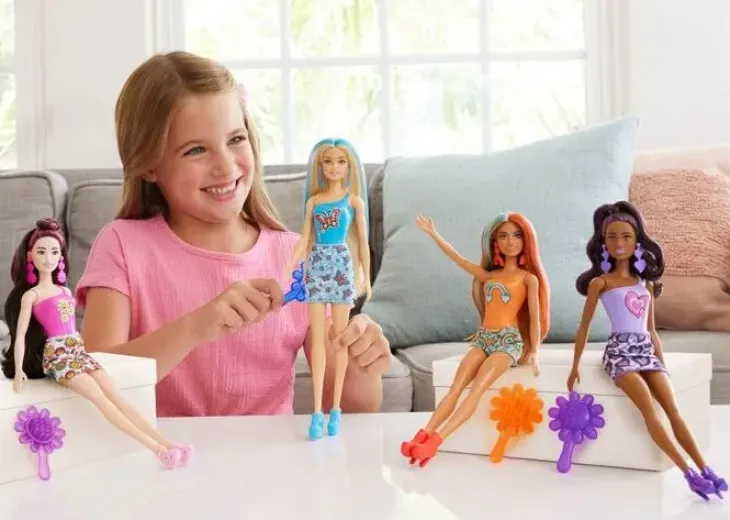 Barbie color reveal rainbow groovy