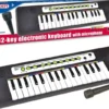 Bontempi kosketinsoitin ja mikrofoni