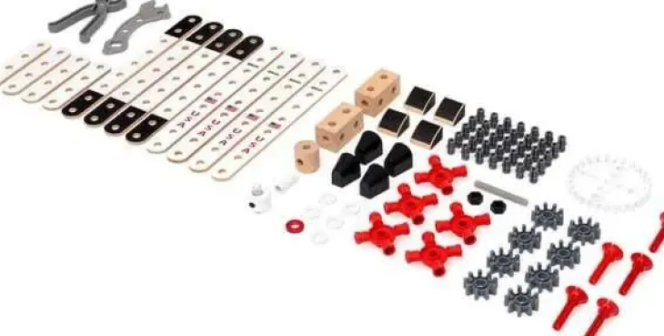 Brio builder 34607 apollo saturn v