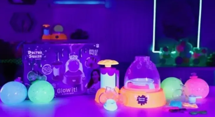 Doctor squish squishy maker glow it