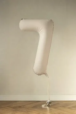 Foliopallo numero 7 86 cm vaalea beige