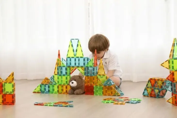 Geomag magnetic tiles gems 16 pcs