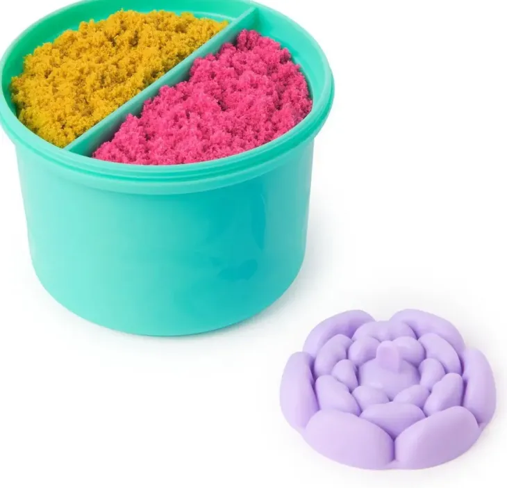 Kinetic sand squish blossom