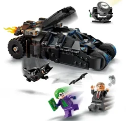 LEGO76303 batman™ tumbler vastaan two-fa