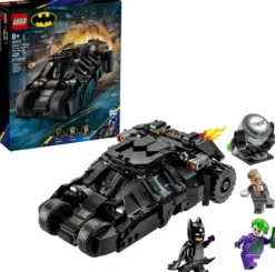 LEGO76303 batman™ tumbler vastaan two-fa