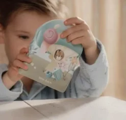 Little dutch kylpykirja väriä vaihtava