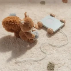 Little dutch perässä vedettävä orava