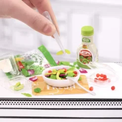 Miniverse make it mini foods: diner