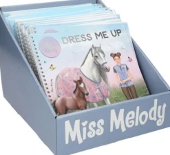 Miss melody dress me up tarrakirja