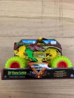 Monster jam 1:24 el toro loco
