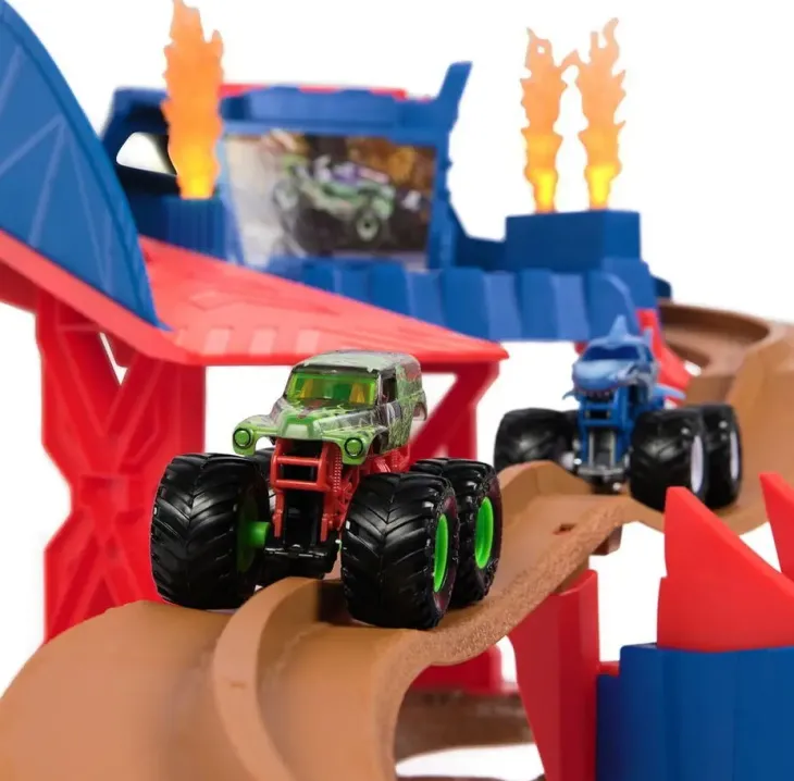 Monster jam 1:64 super charger speedway