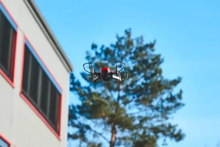 Rc fire drone