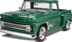 Revell auto koottava