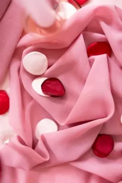 Ruusun terälehdet pinkki 100kpl / 1pkt