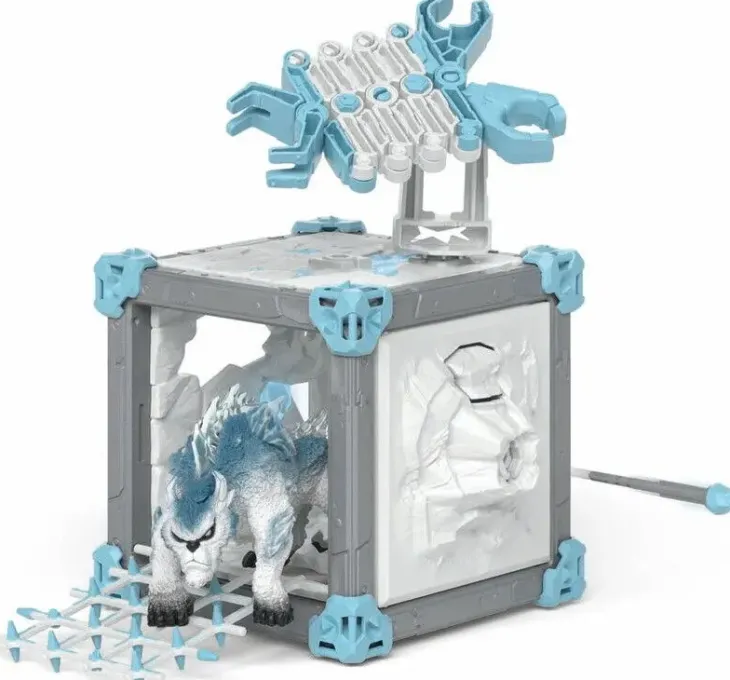 Schleich 42733 battlecave snow slasher