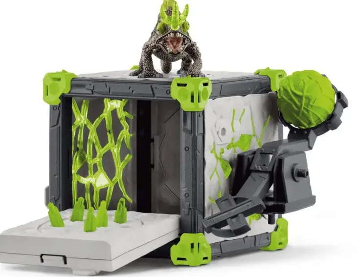 Schleich battlecave stone chameleon