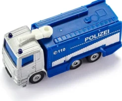 Siku poliisi vesitykillä