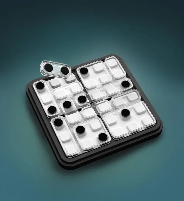 Smart games dice deduction