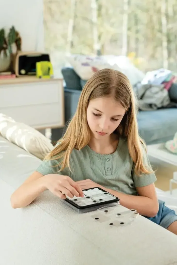 Smart games dice deduction