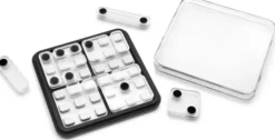 Smart games dice deduction
