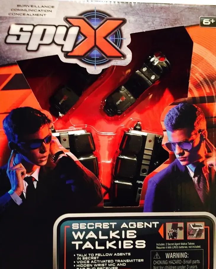 Spy x radiopuhelimet