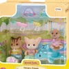 Sylvanian families päiväkotikaverit altaalla