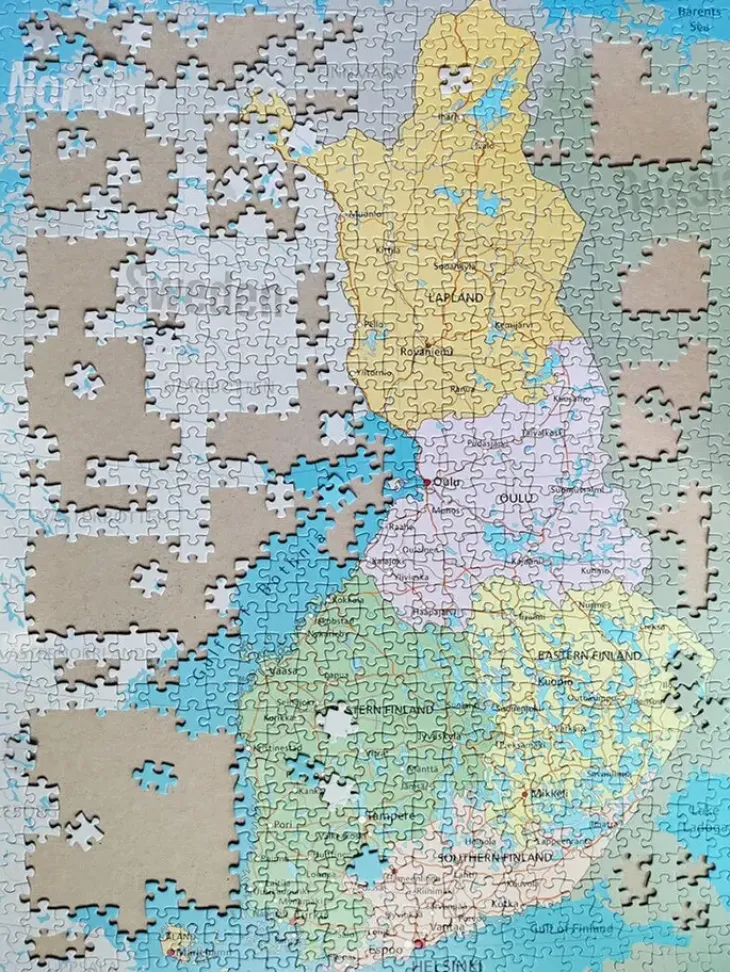 Tactic maps of the world suomi 1000p