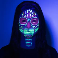 Uv make-up